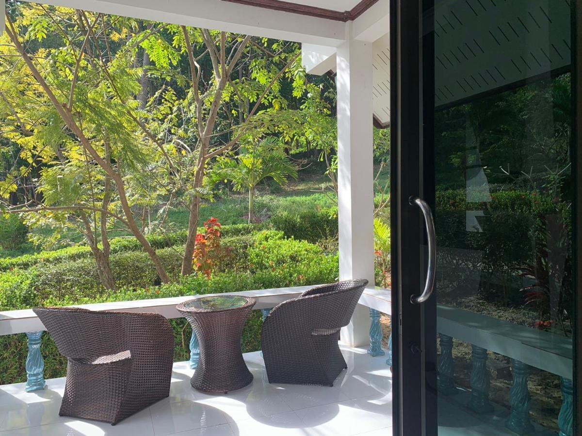 Koh Jum Serenity Resort Екстер'єр фото